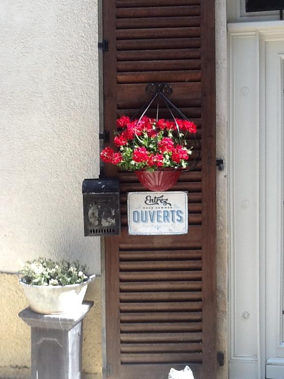 Domaine La Rose Bed and Breakfast Caylus Exterior foto
